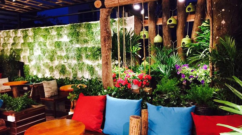 10 quán cafe biệt thự sân vườn đẹp như mơ ở Sài Gòn